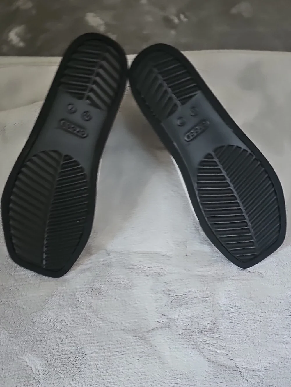 Women’s Black Strappy Crocs Square-Toe Sandals